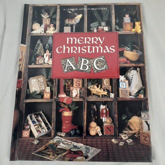 Bundle of 3 Cross Stitch Books from Leisure Arts Publication - Picture 3 of 14